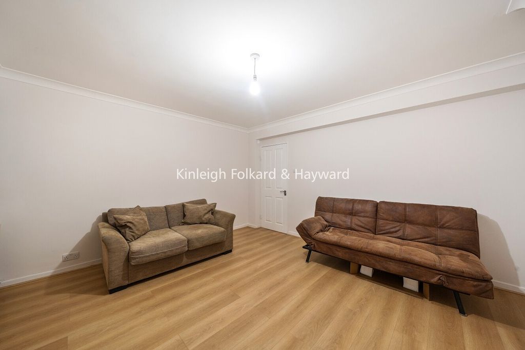Property photo 2 of 12 Picture No. 09