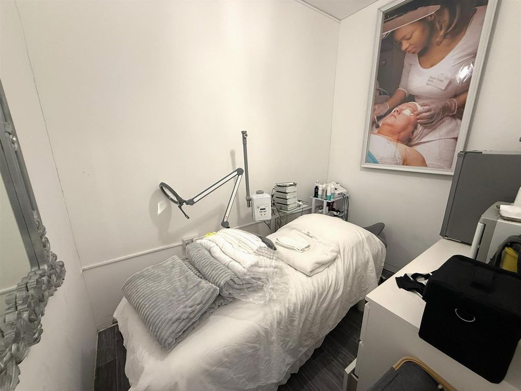 Property photo 3 of 11 Img_2237.Jpeg