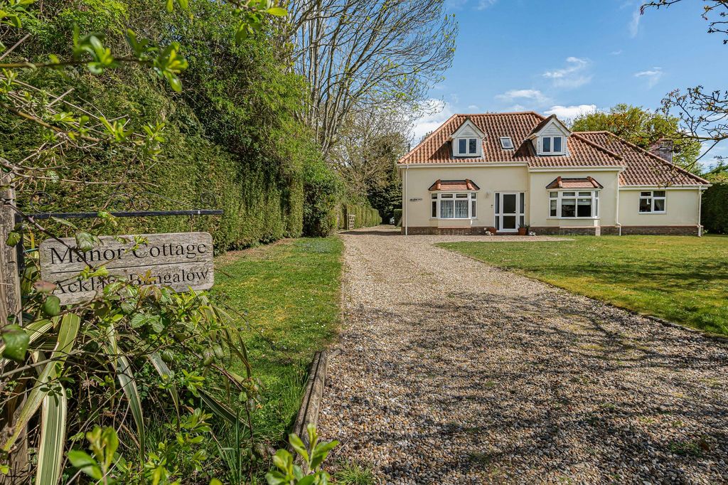 Property photo 1 of 34