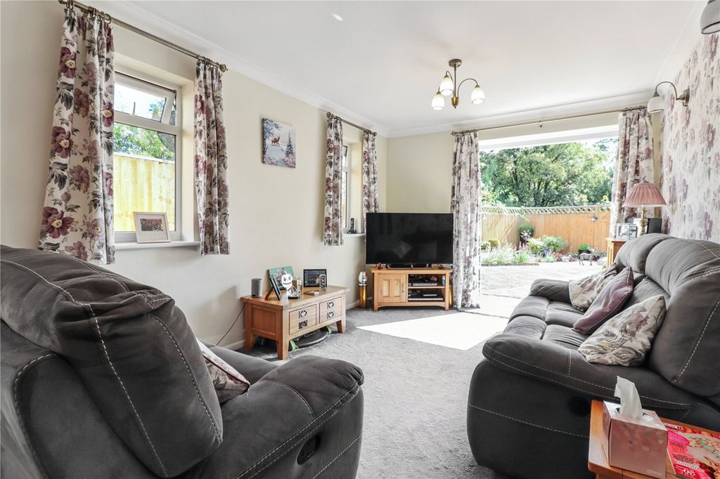 Property photo 2 of 15 Living Room