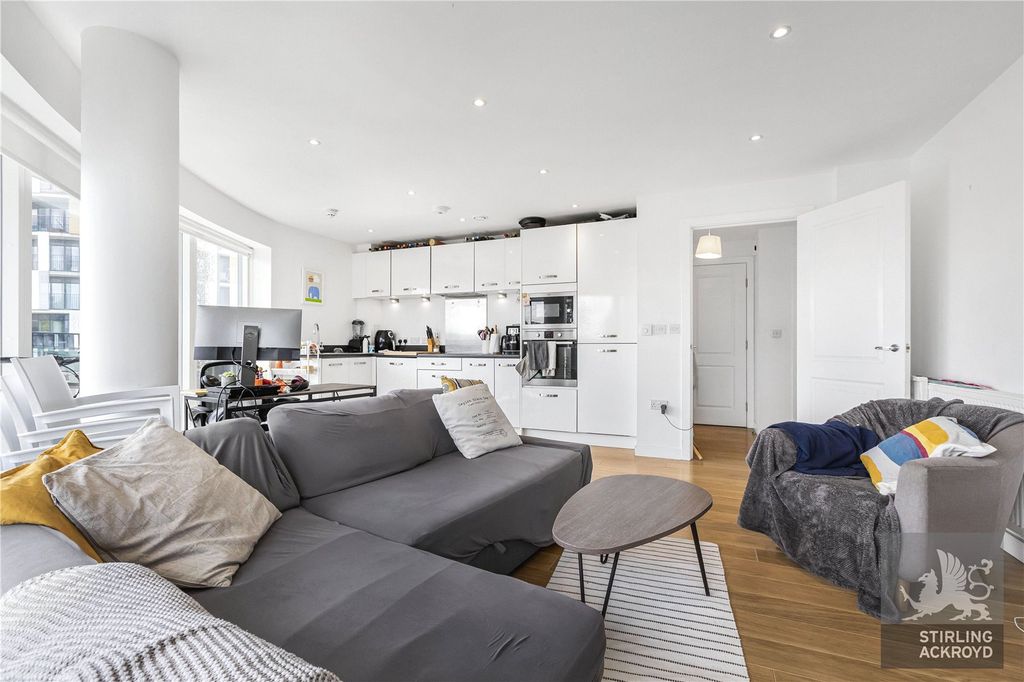 Property photo 3 of 14 Reception Room