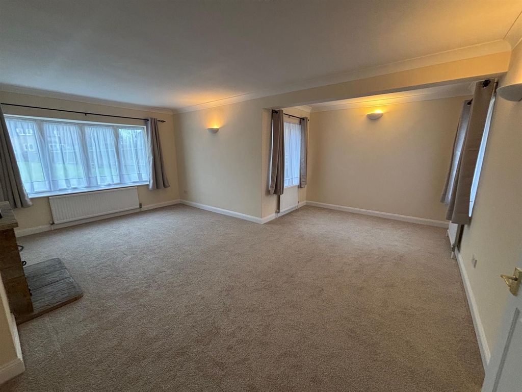 Property photo 2 of 14 Img_4167.Jpeg