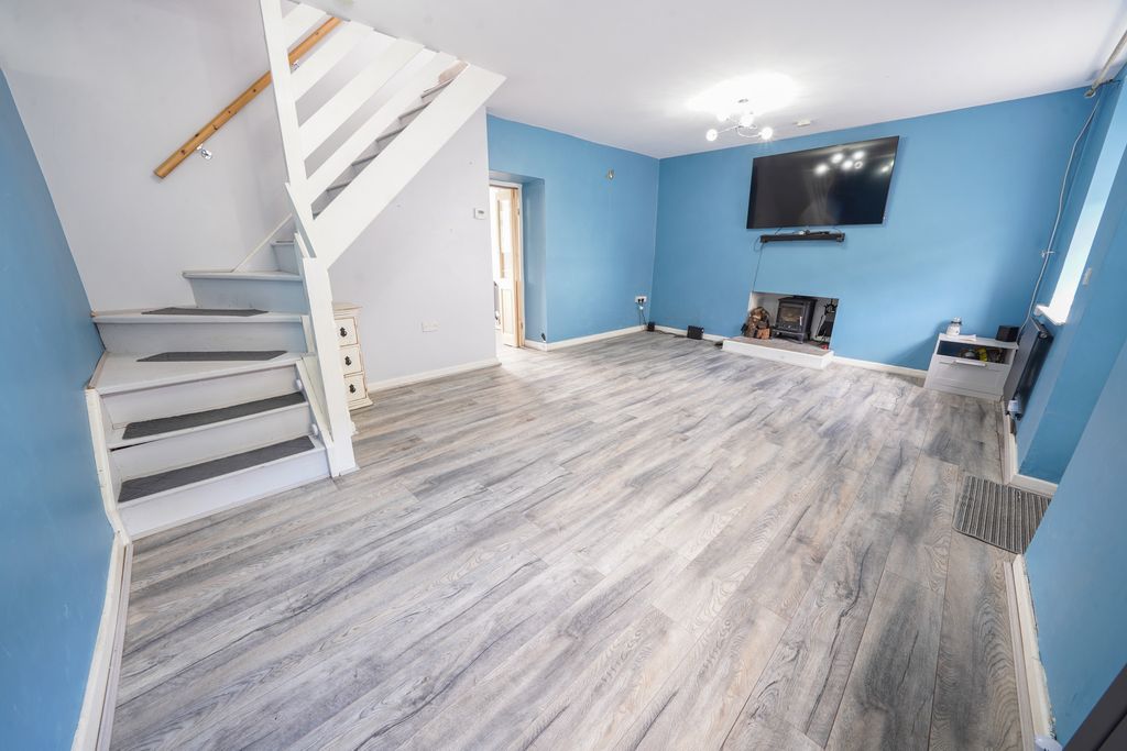 Property photo 3 of 18 93B27235F7B90079830Faba4Bf815007Dbbc5E4A.Jpg
