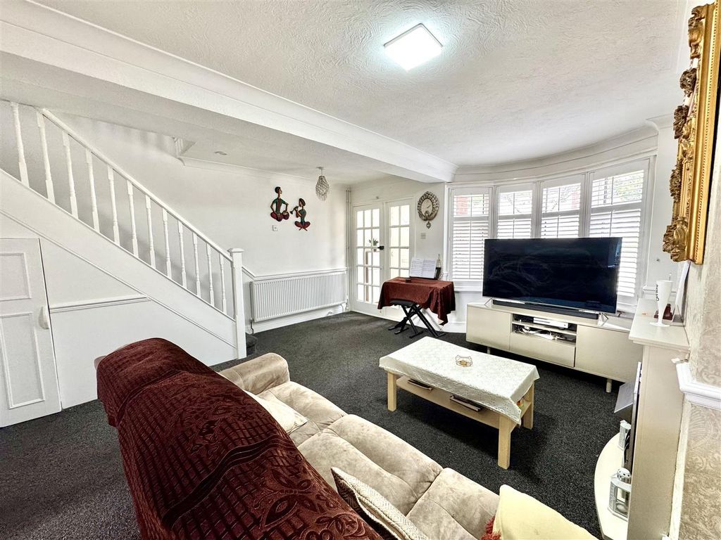 Property photo 2 of 10 Img_5731.Jpg