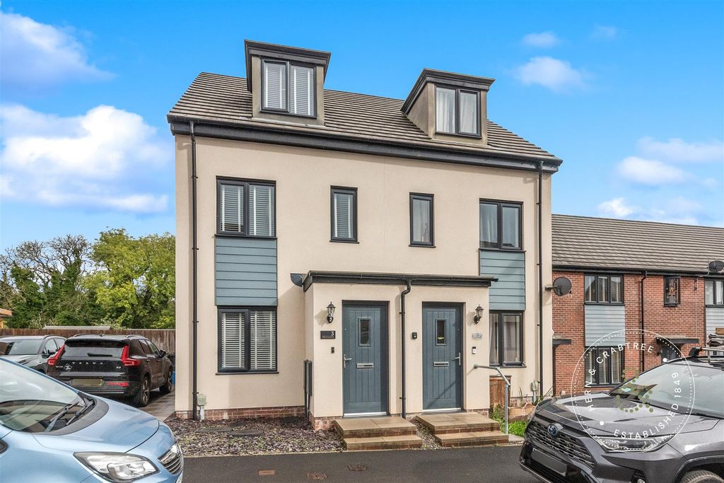 Property photo 1 of 30 Gwern-Gwynfael-28.Jpg