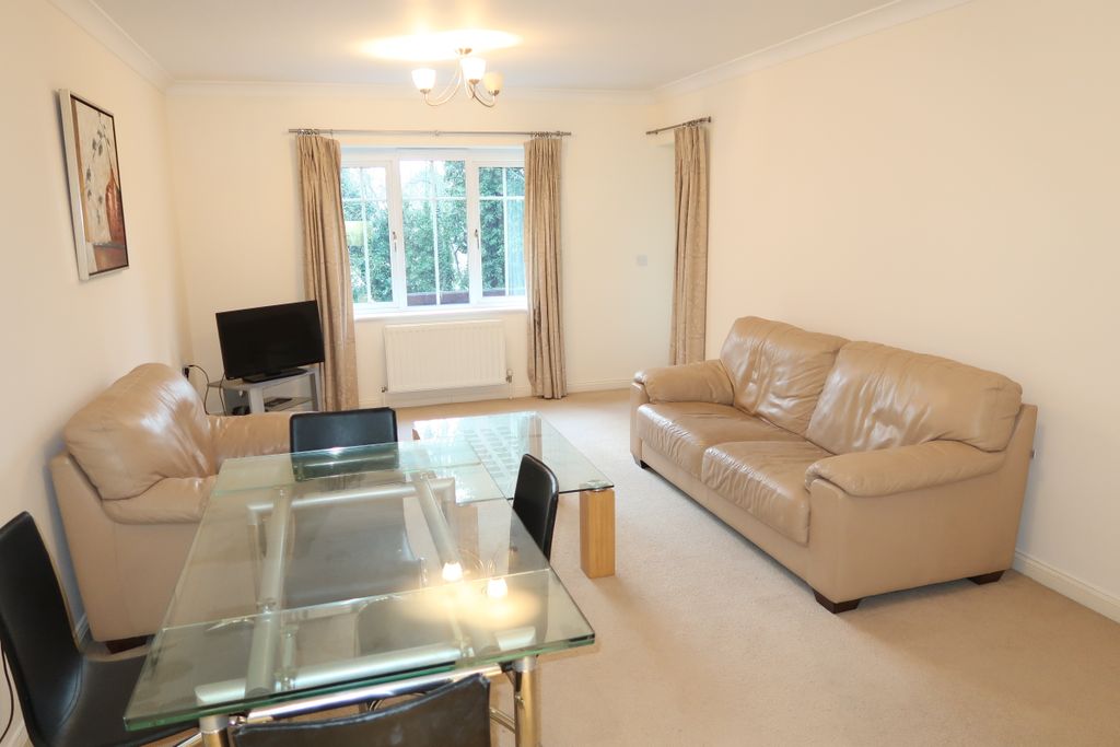 Property photo 3 of 9