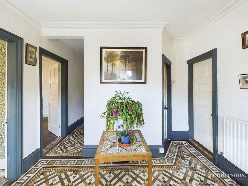 Property photo 3 of 26