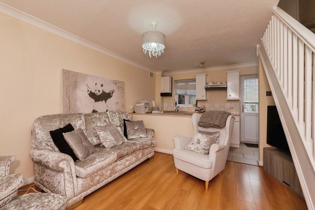 Property photo 1 of 14 Lounge