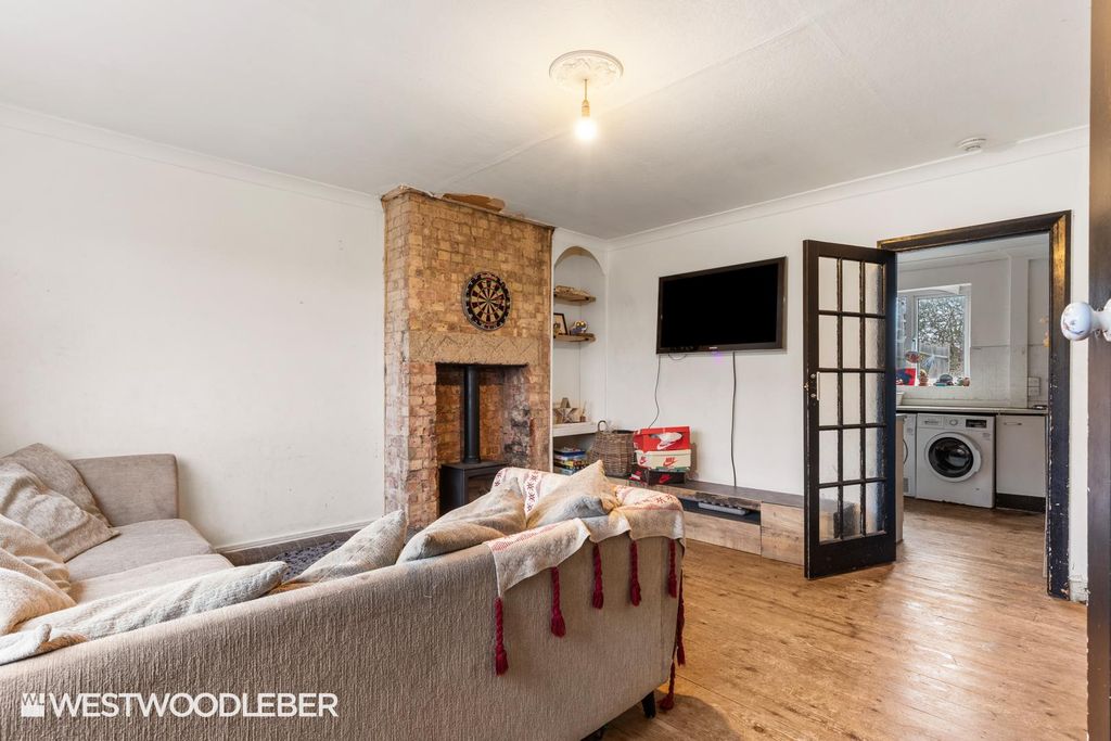 Property photo 2 of 12 Kinggeorgesroad_6.Jpg