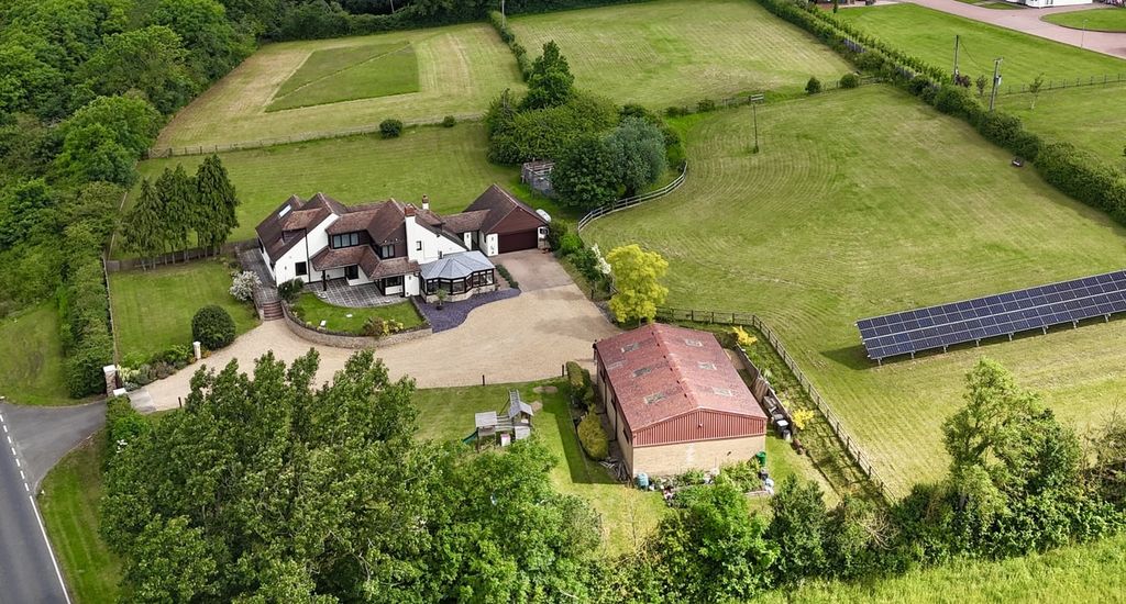 Property photo 1 of 25