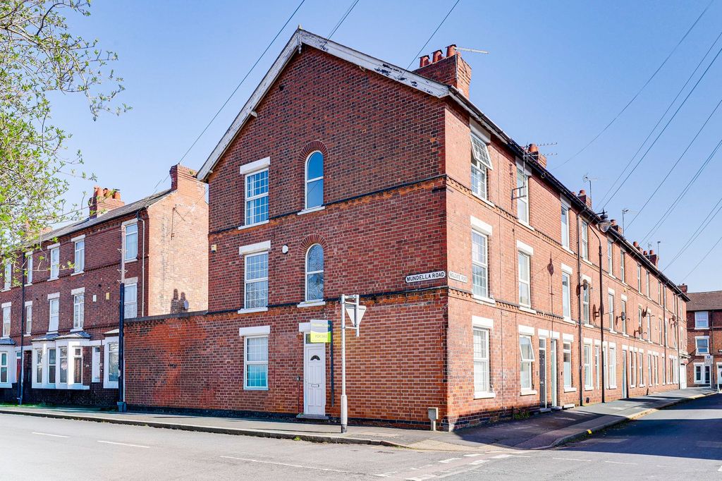 Property photo 1 of 20