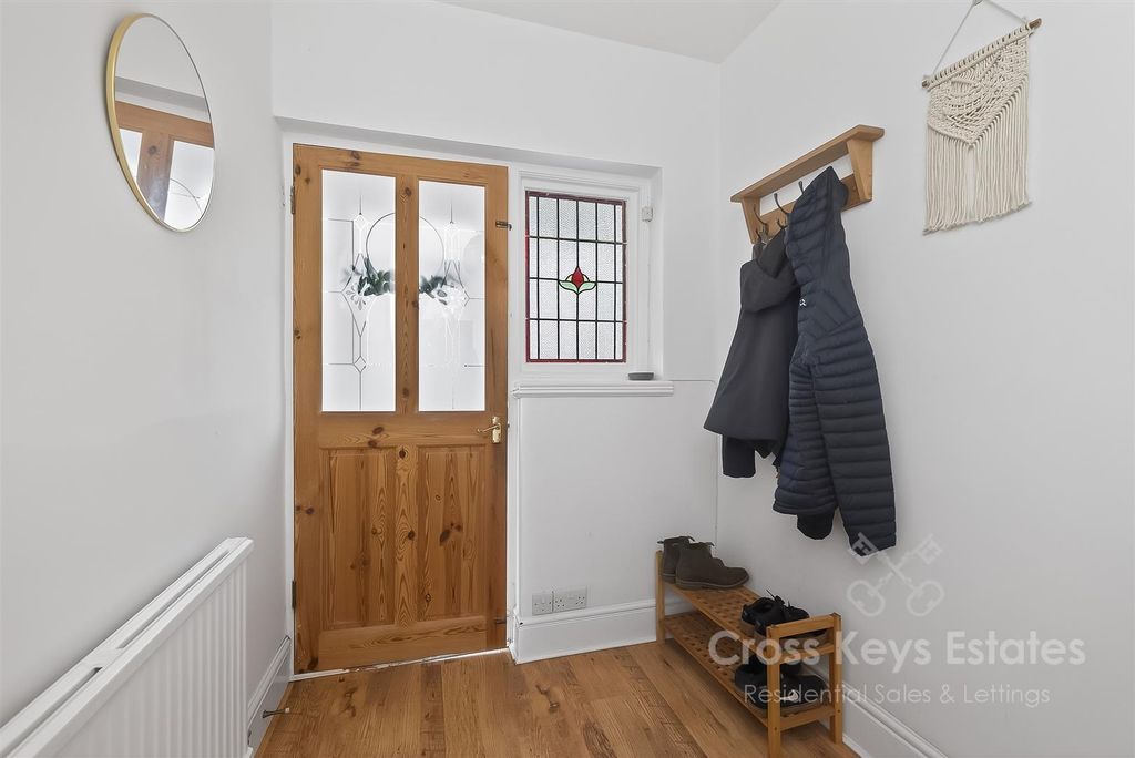 Property photo 2 of 30 Entrance Hallway