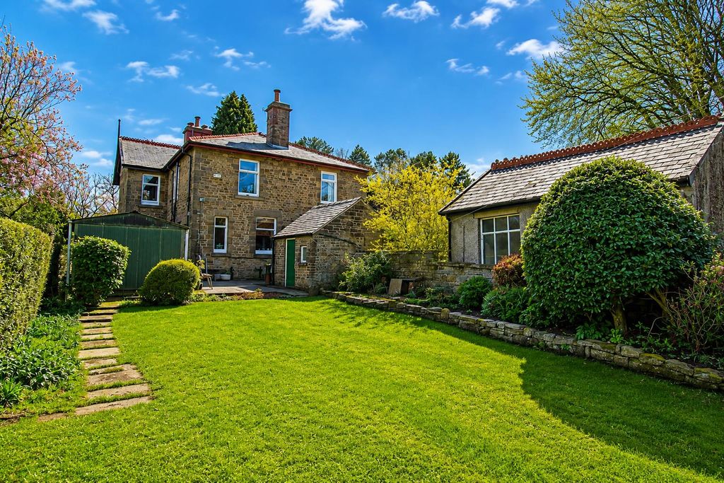Property photo 3 of 19