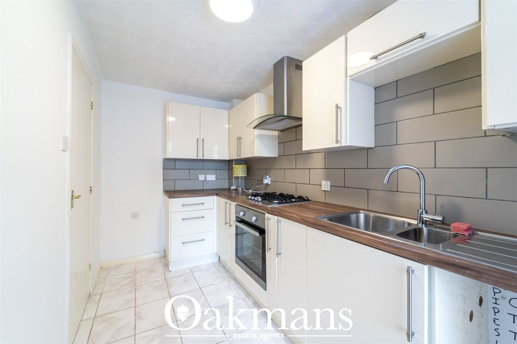 Property photo 3 of 23 Picture No. 13