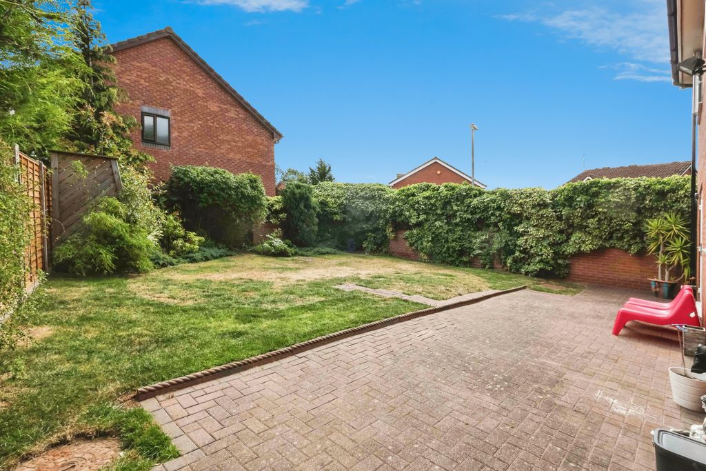 Property photo 3 of 20 7Sladeavenuelyppardhanfordworcesterwr40Hb-44