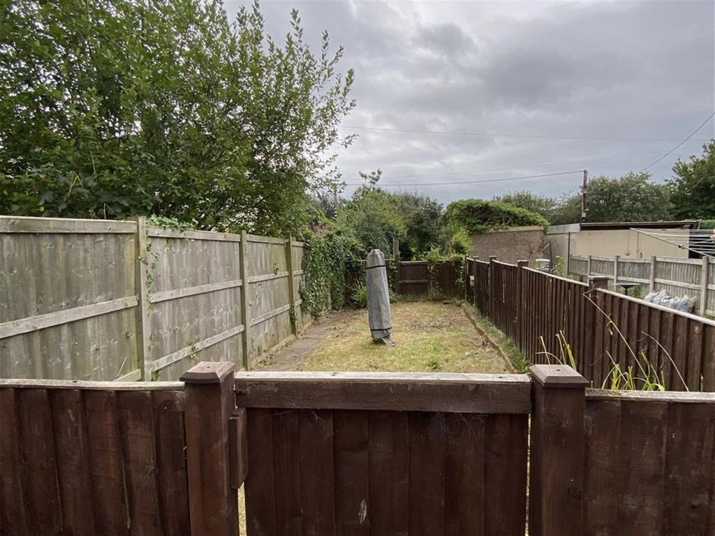 Additional image 14 of 2 bed terraced house to rentGladstone Street, Mold CH7