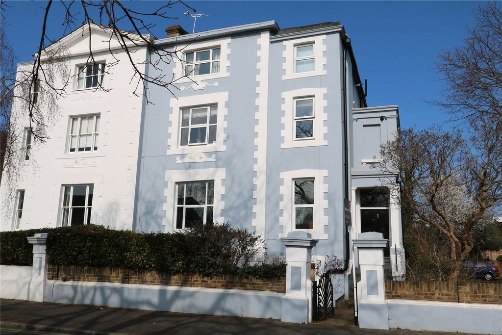 Property photo 1 of 6 Picture No. 08