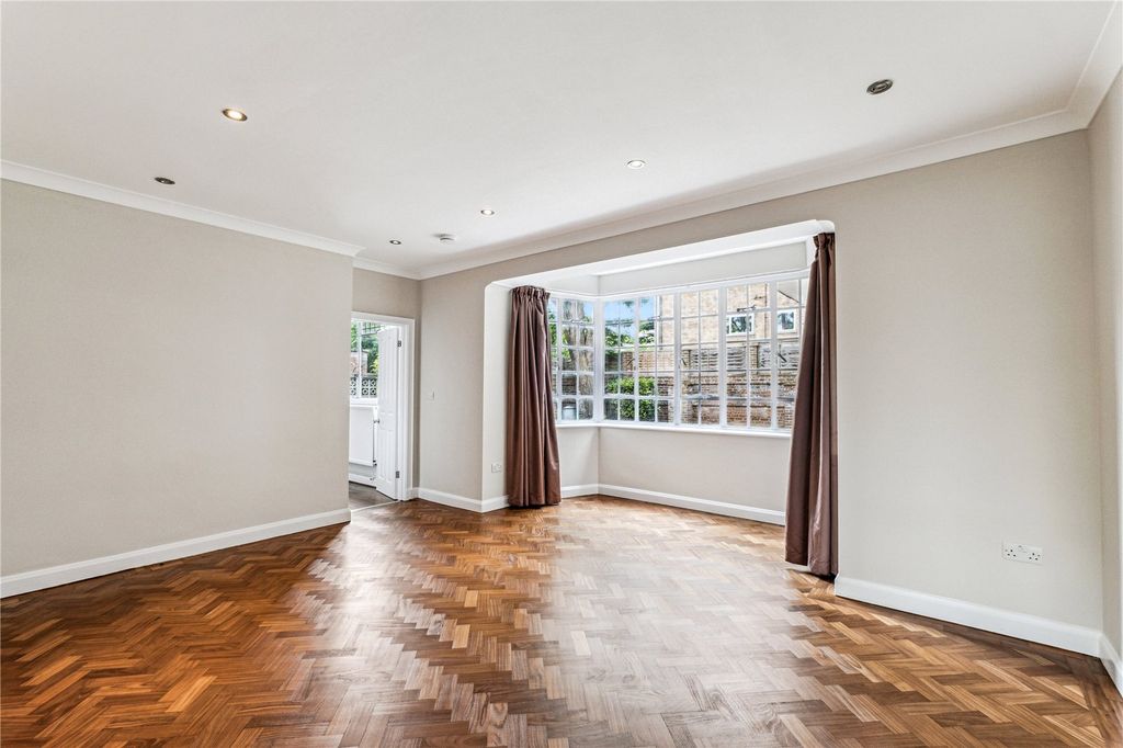 Property photo 3 of 17 Picture No. 03