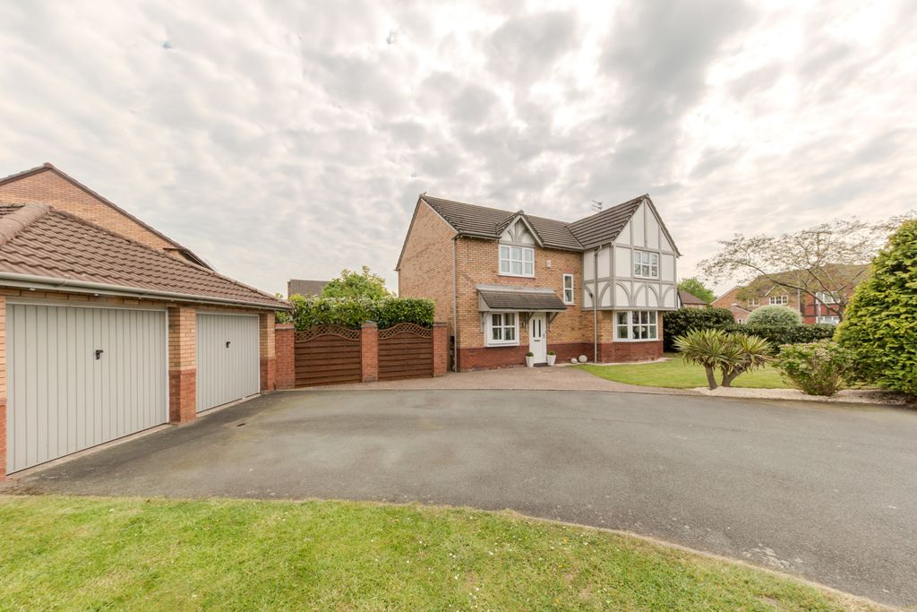 Property photo 1 of 25