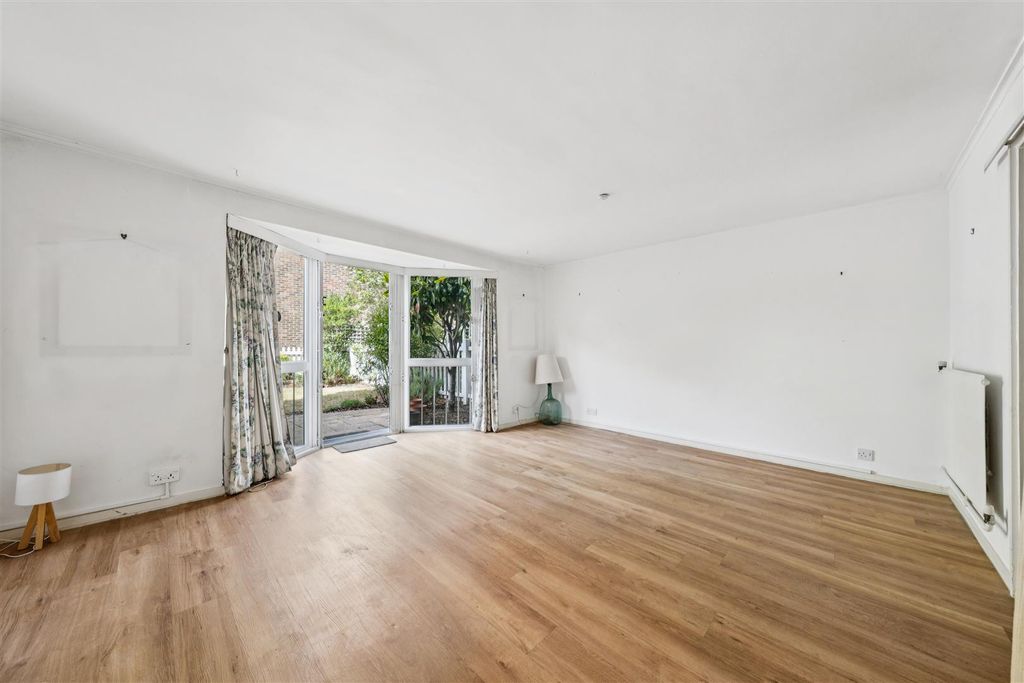Property photo 2 of 16 For Sale - Chiswick Staithe, W4