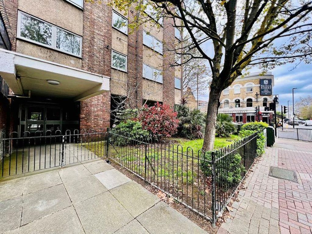 Property photo 2 of 10