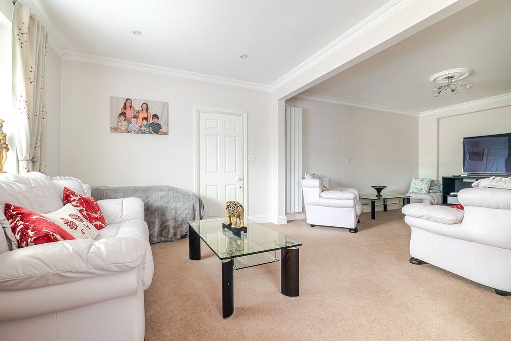Property photo 3 of 41 Picture No. 69
