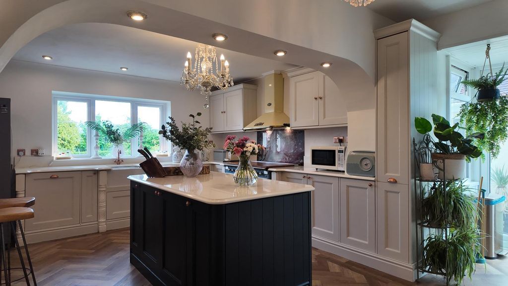 Additional image 10 of 5 bed detached house for saleStation Road, Bynea, Llanelli SA14