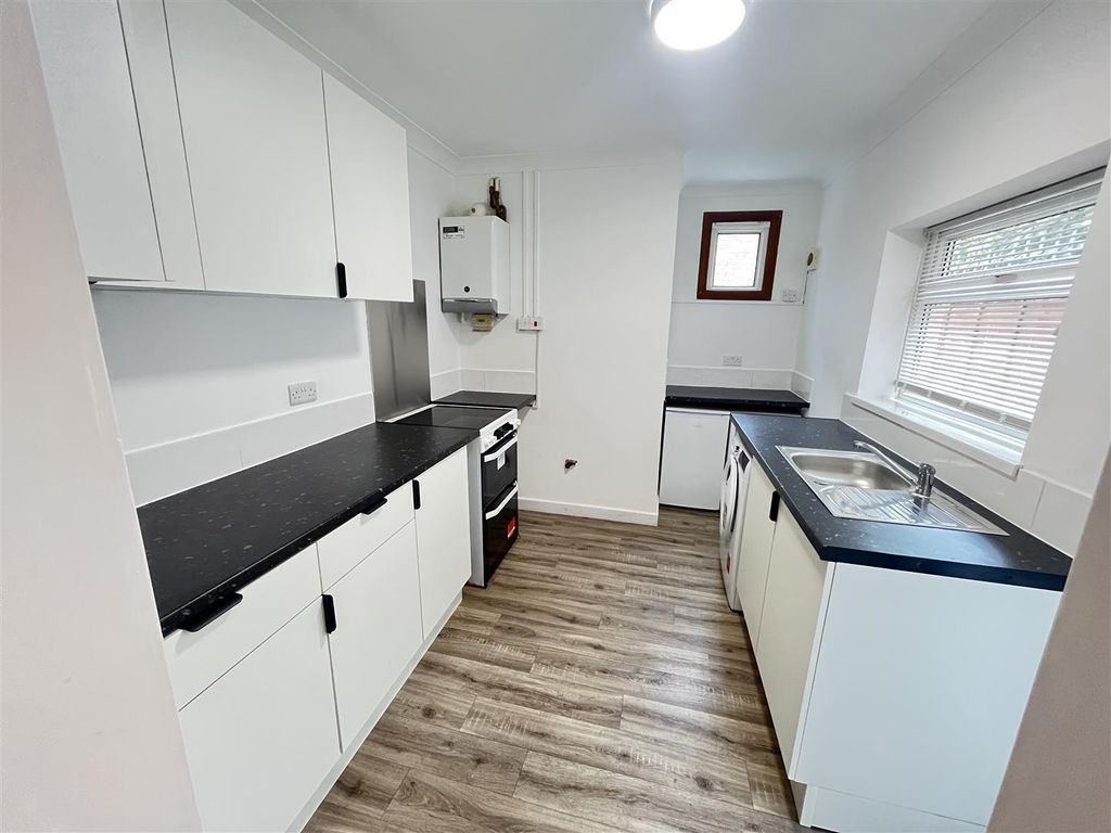Property photo 2 of 13 Img_4682.Jpg