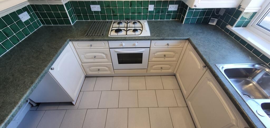 Property photo 3 of 27