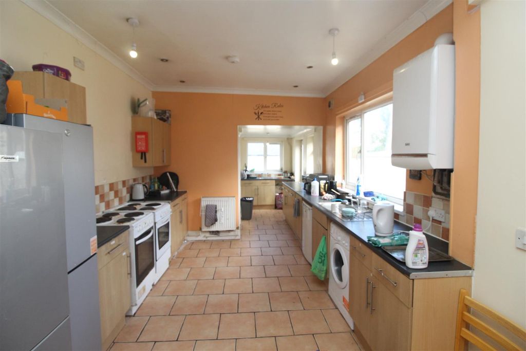 Property photo 3 of 10 Img_0883.Jpg