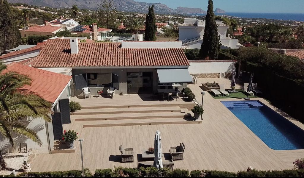 Property photo 1 of 29 Spacious Renovated Single-Level Mediterranean Villa In A Quiet Cul-De-Sac Offering Complete Privacy