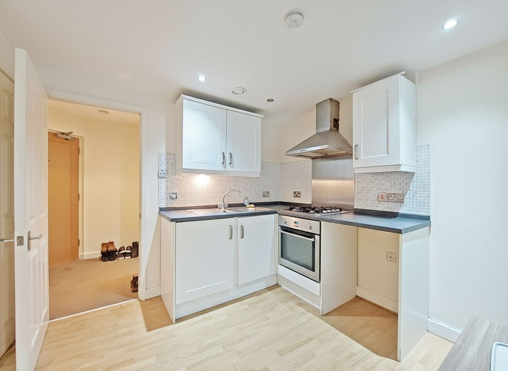 Property photo 3 of 7