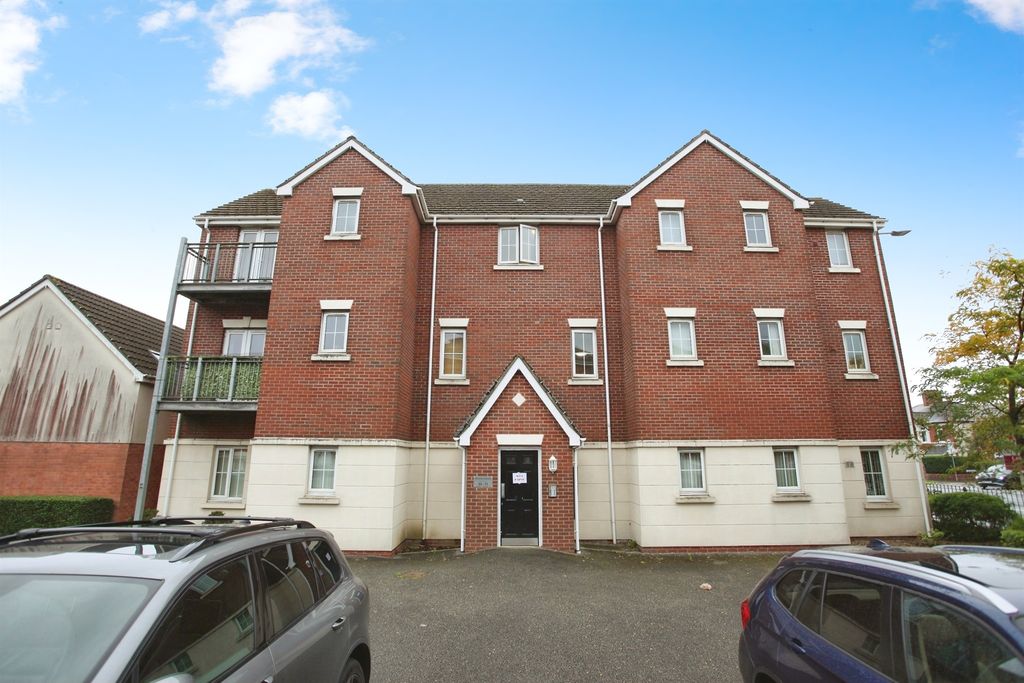 Property photo 1 of 13
