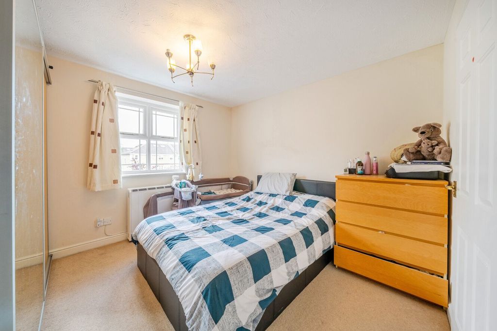 Property photo 3 of 17 Picture No. 06