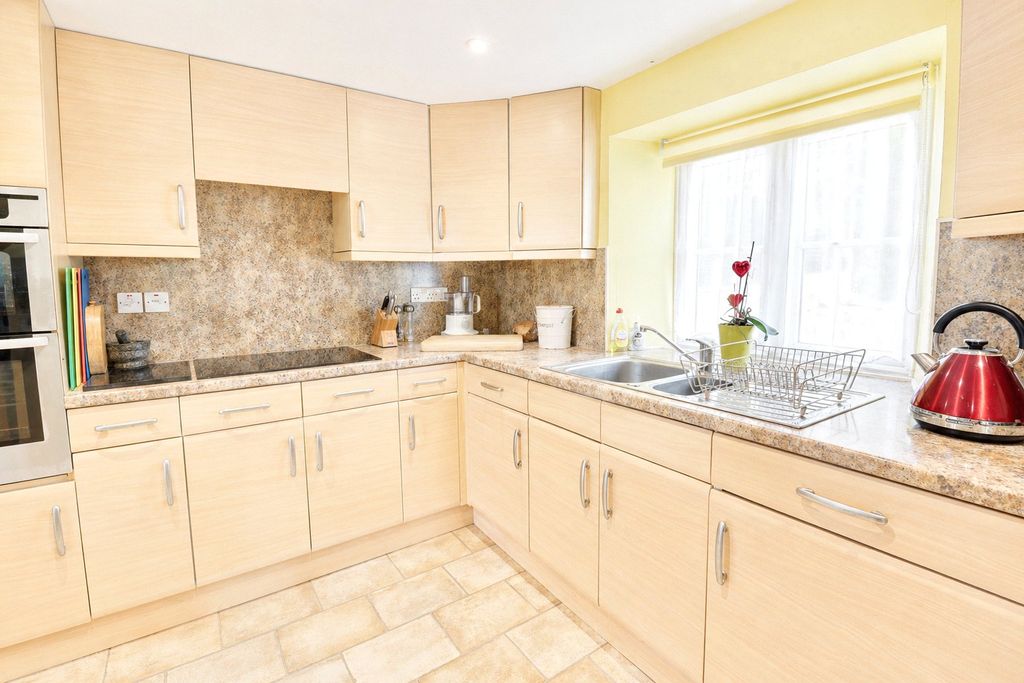 Property photo 2 of 14 2 - Picture No. 02