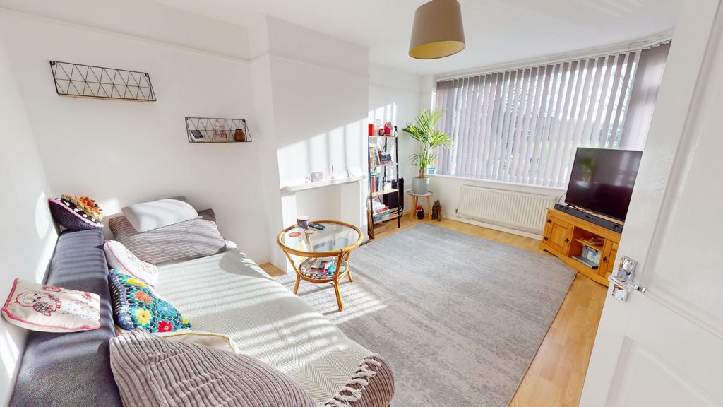 Property photo 3 of 12 Canterb-2A-01302026_123349