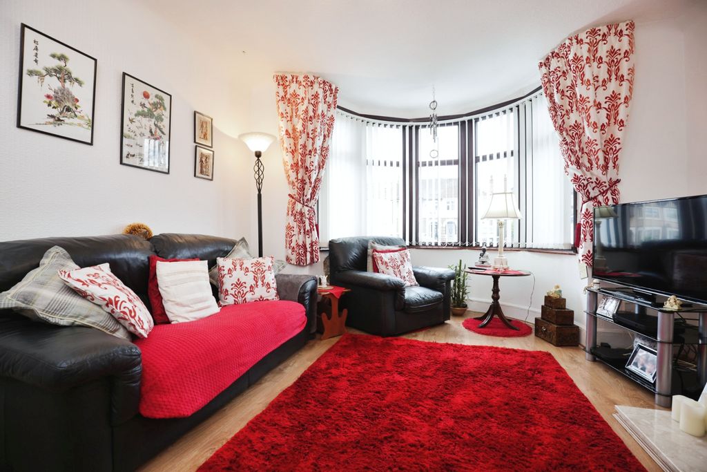 Property photo 3 of 15