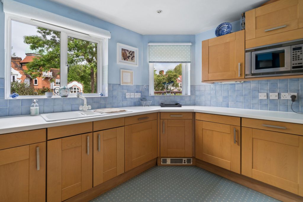 Additional image 10 of 2 bed flat for saleRiver Views, Maidenhead SL6