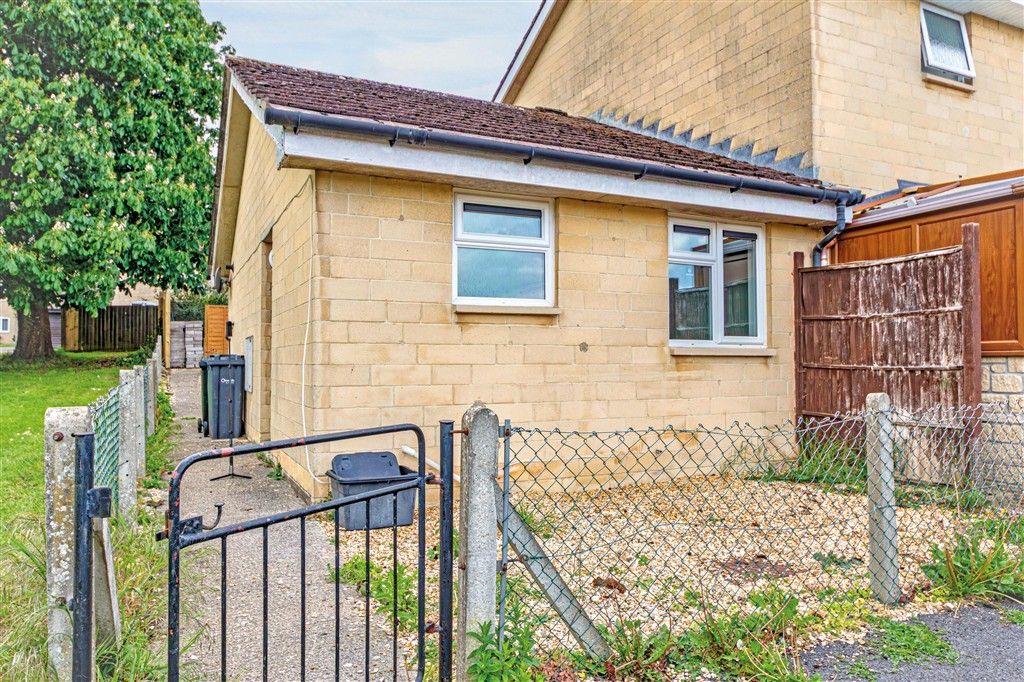 Property photo 1 of 5
