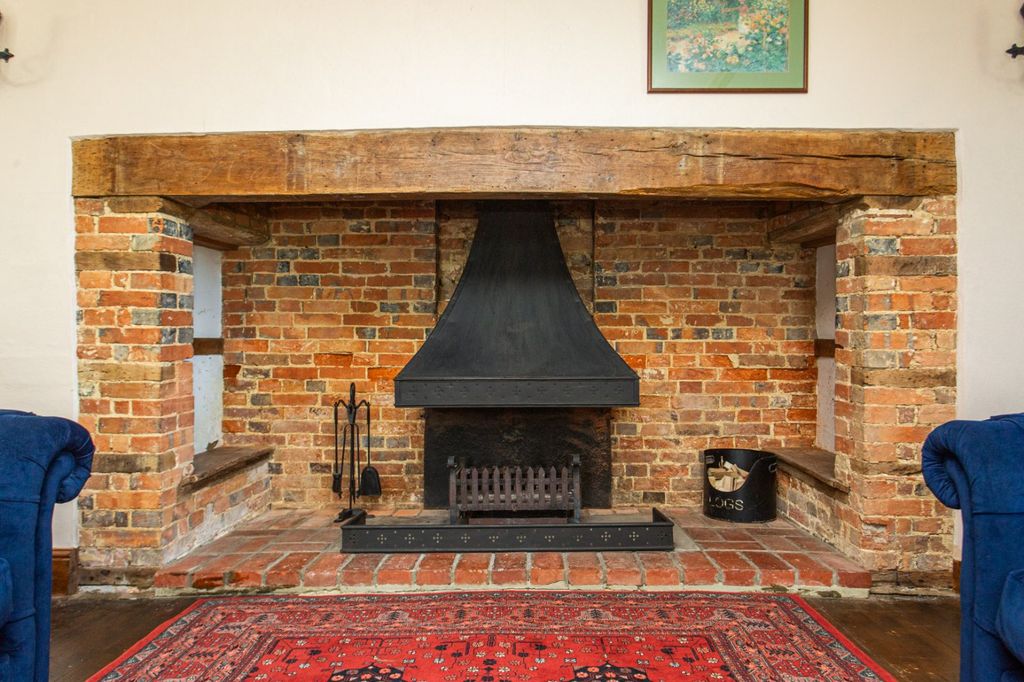 Property photo 2 of 44 Picture 2