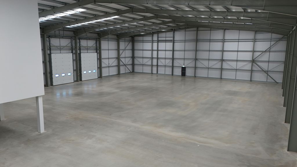 Property photo 2 of 7 Cor 4.Jpg