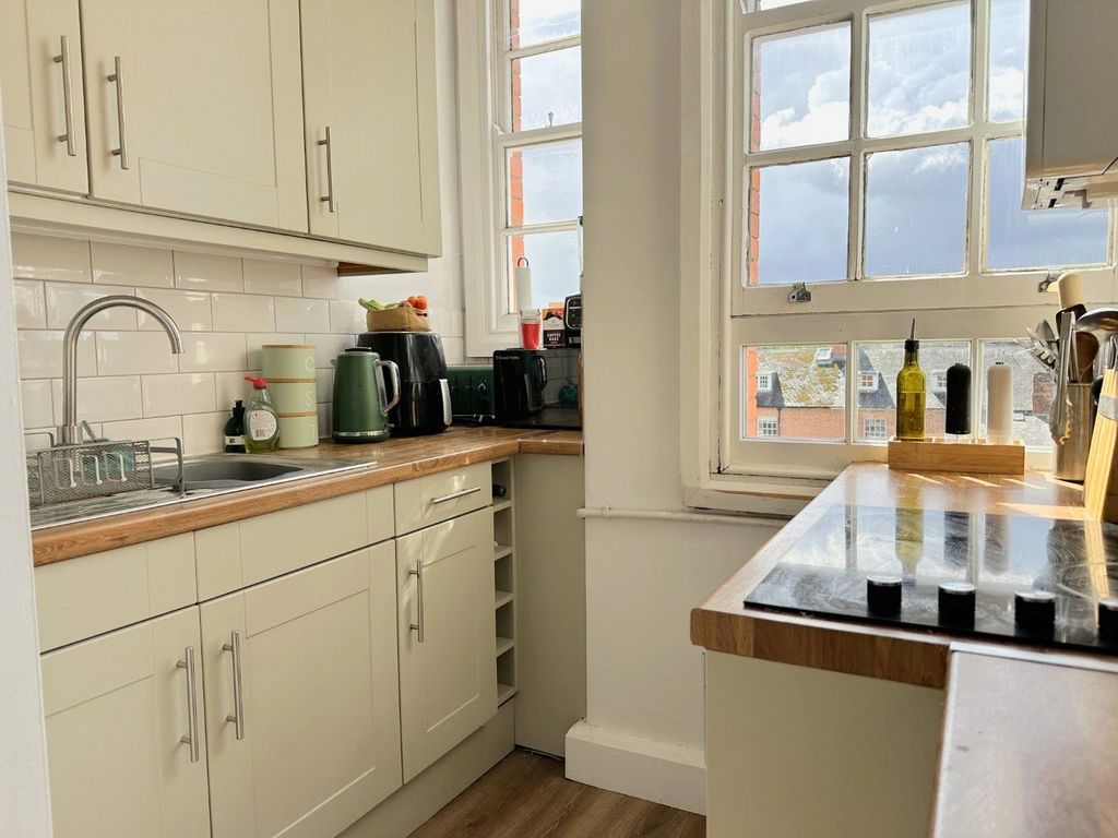 Property photo 3 of 16 Picture No. 07