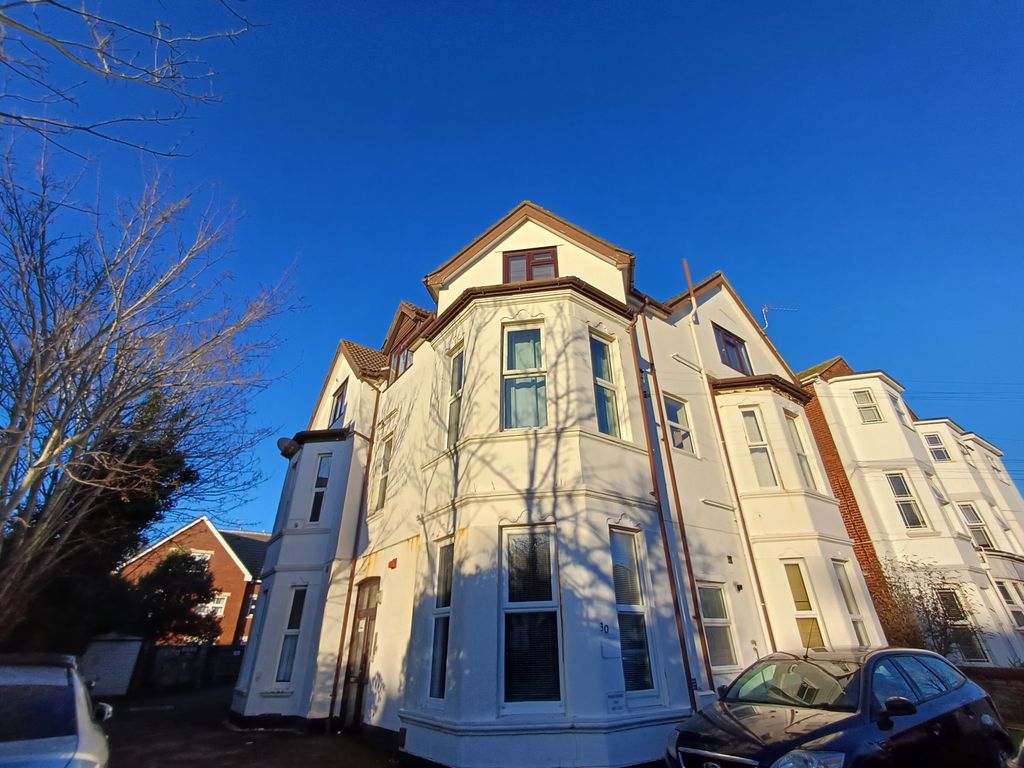 Property photo 1 of 20 1000003677