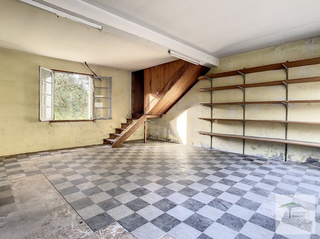 Property photo 1 of 2