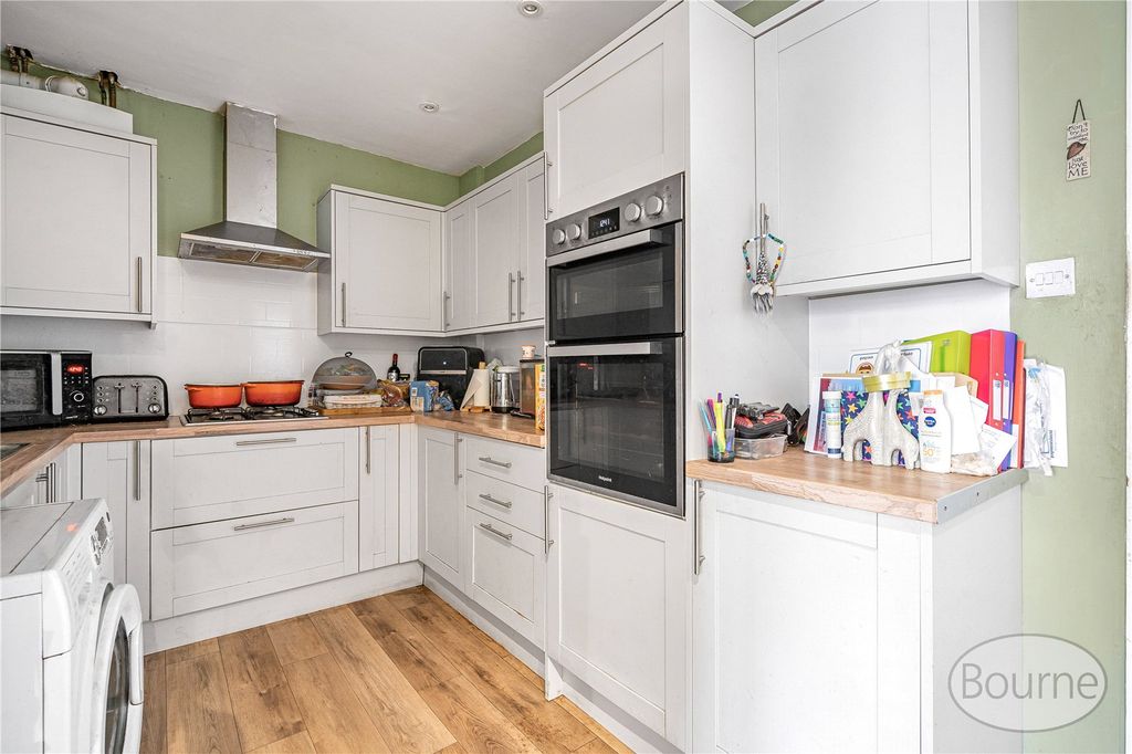 Property photo 3 of 18 Picture No. 05
