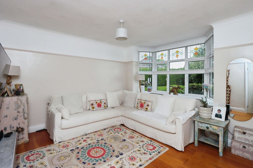 Property photo 3 of 18 Pbox-Img.Jpg
