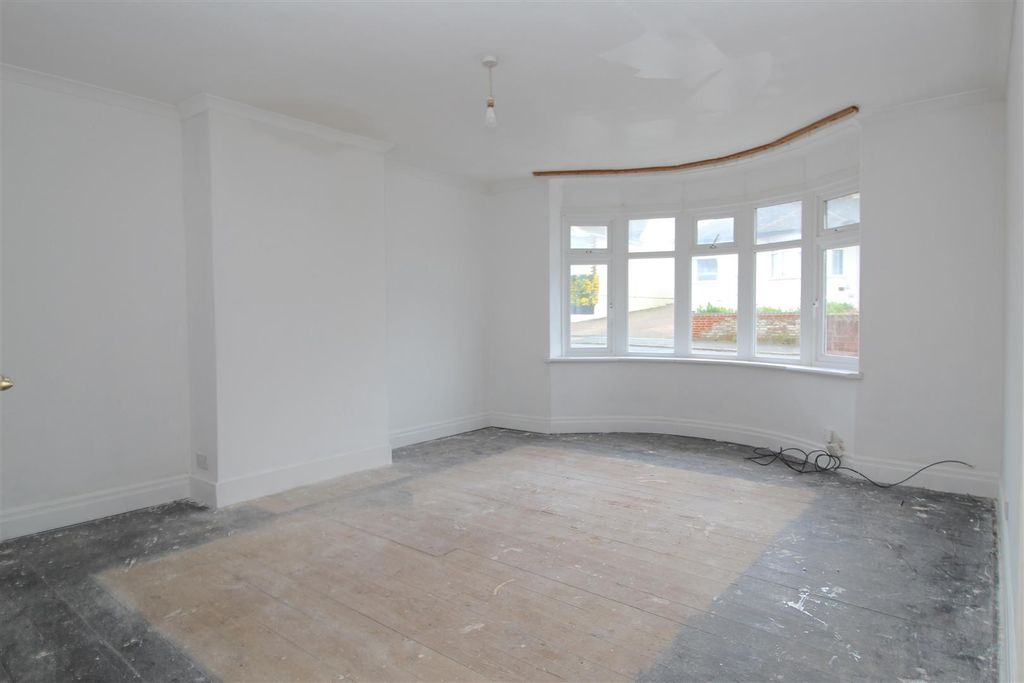 Property photo 3 of 16 Img_1668.Jpg