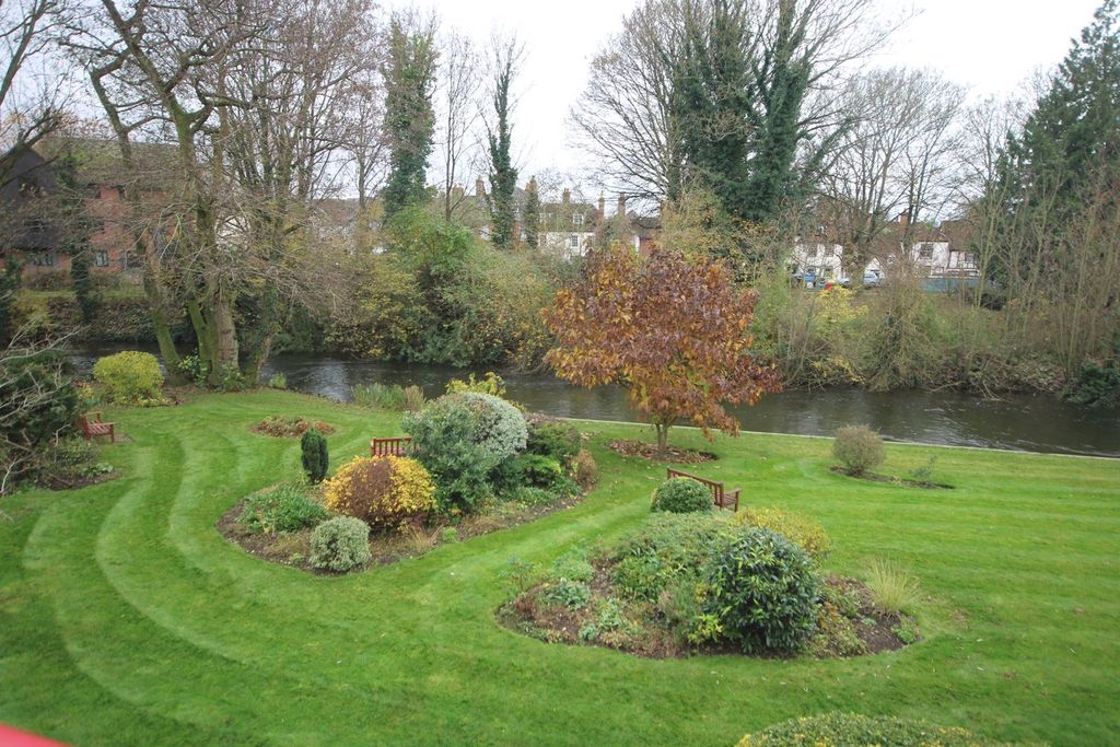 Property photo 3 of 13