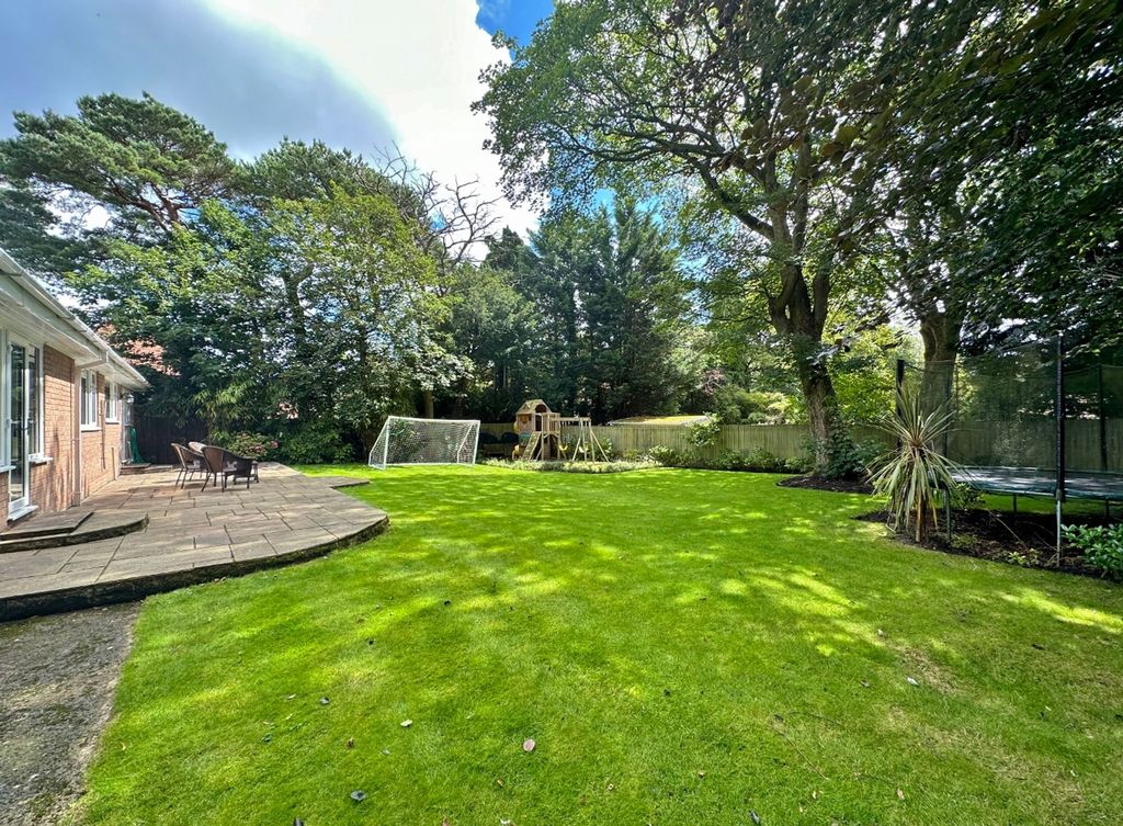 Property photo 2 of 28 Photo 2