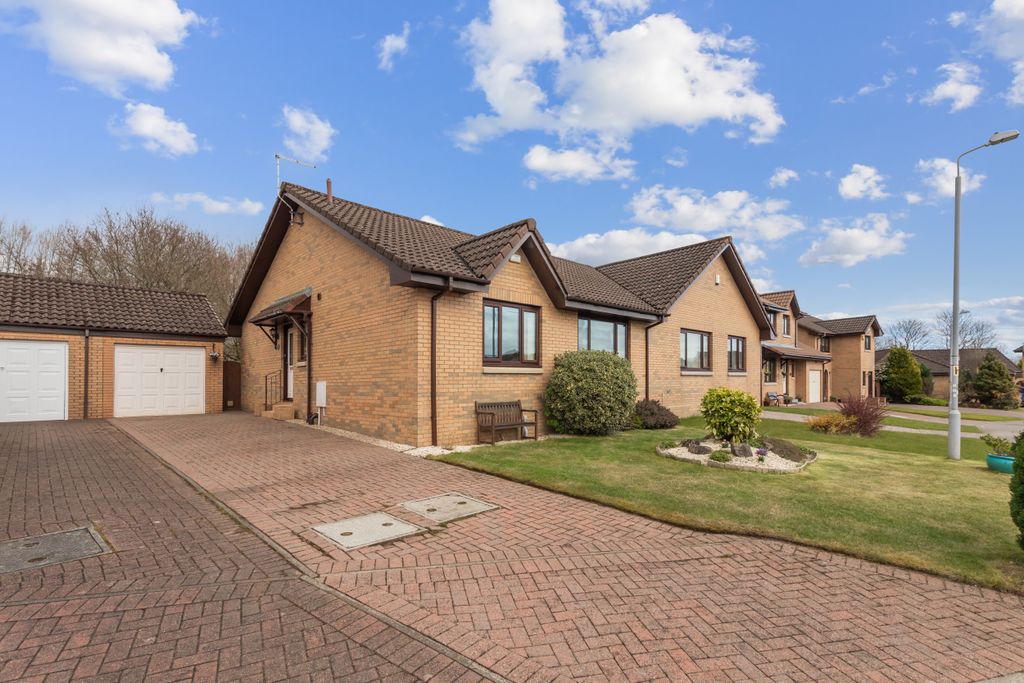 Property photo 2 of 28 Property Image 2